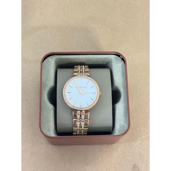 Michael Kors MK7168 Anabeth Quartz White Women's Watch - Picture 1 of 5